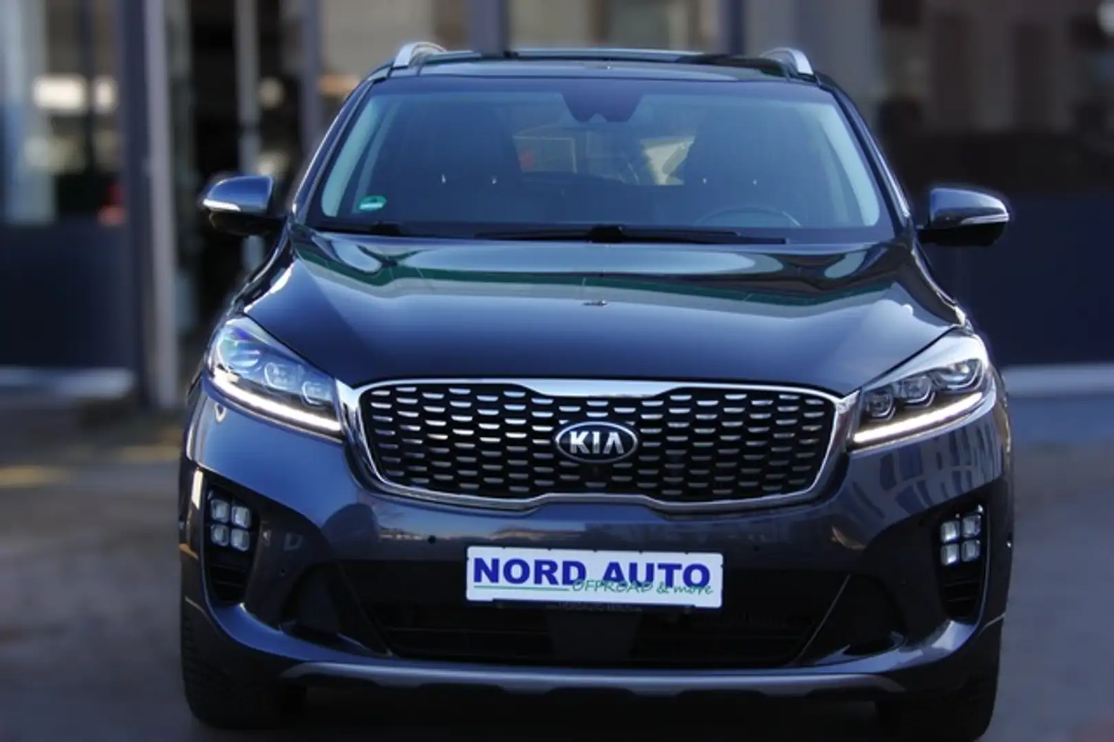 Kia Sorento 2.2 GT-Line 4x4 Navi/Kam/Pano/LED/HaedUp Grau - 2