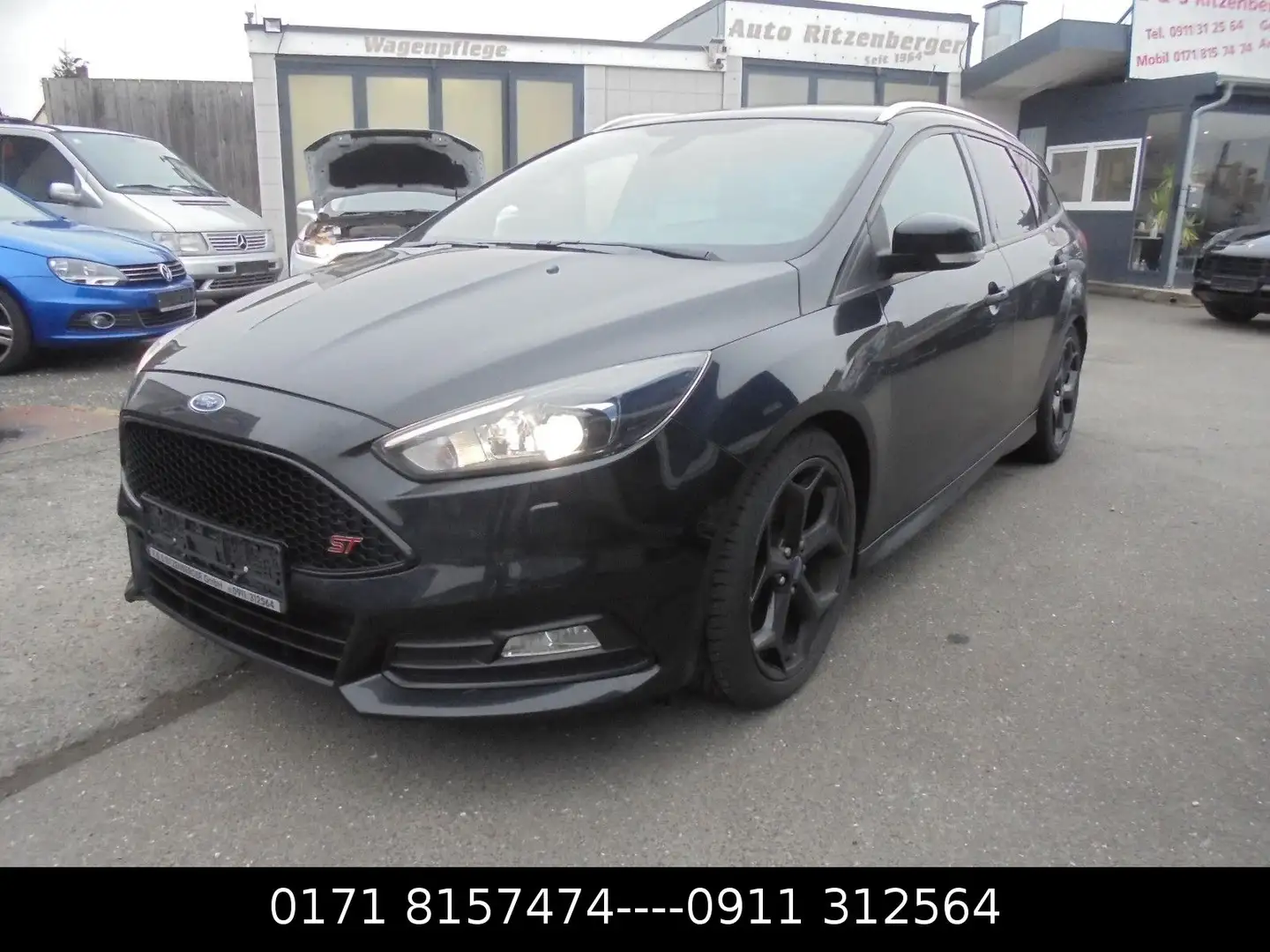 Ford Focus Turnier ST Schwarz - 1