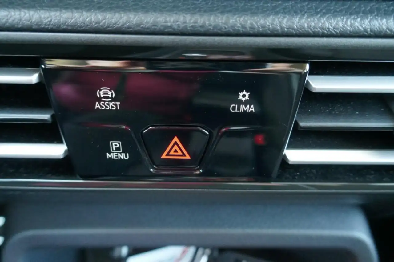 Volkswagen Caddy STYLE DSG DAB Navi LED Hecktüre Winterpak 5