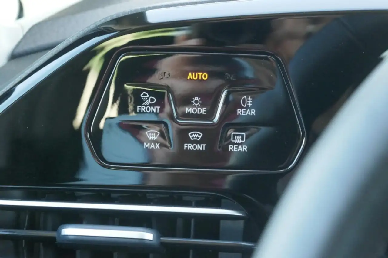 Volkswagen Caddy STYLE DSG DAB Navi LED Hecktüre Winterpak 6
