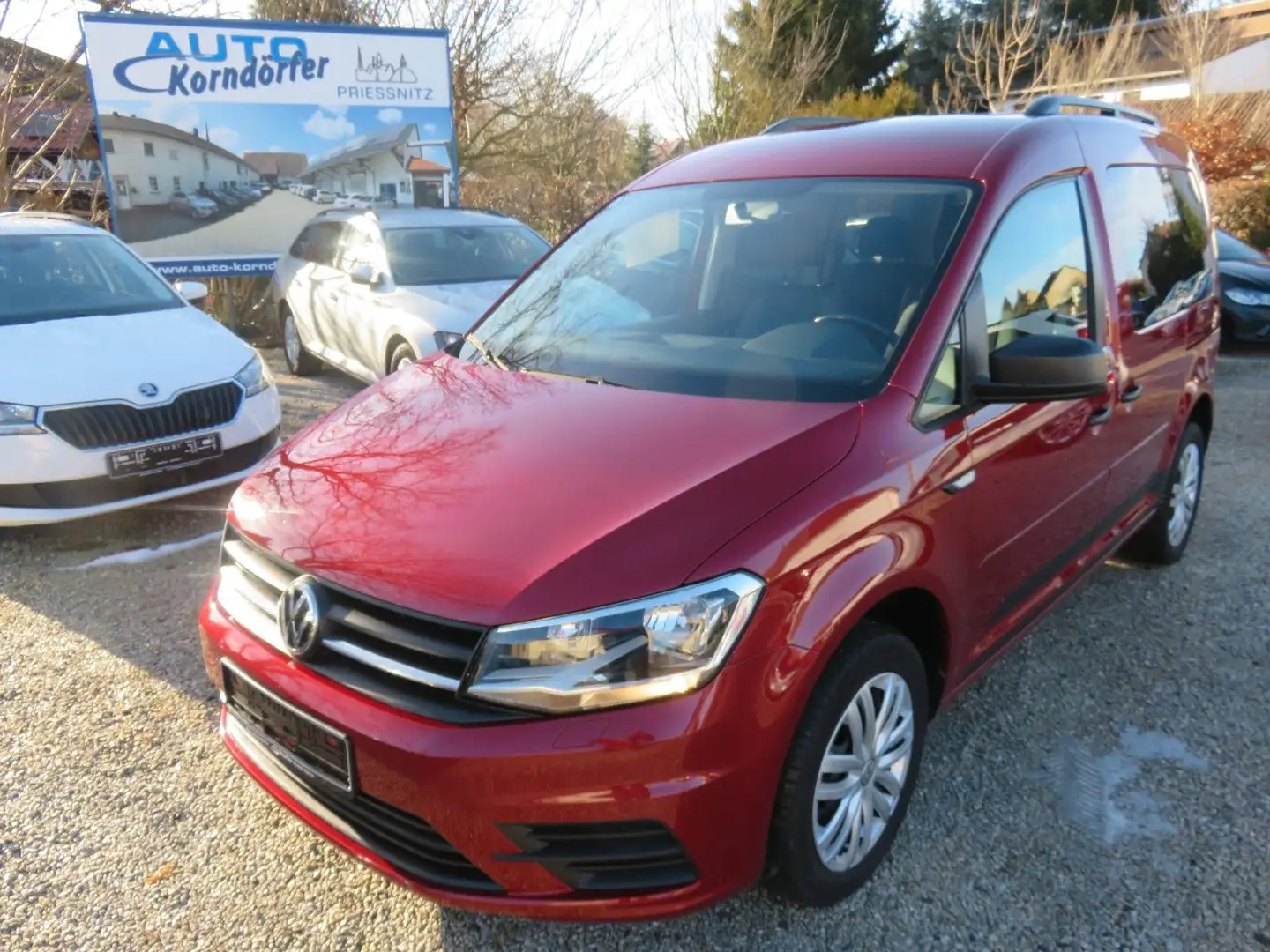 Volkswagen Caddy PKW Trendline BMT Family Rot - 1