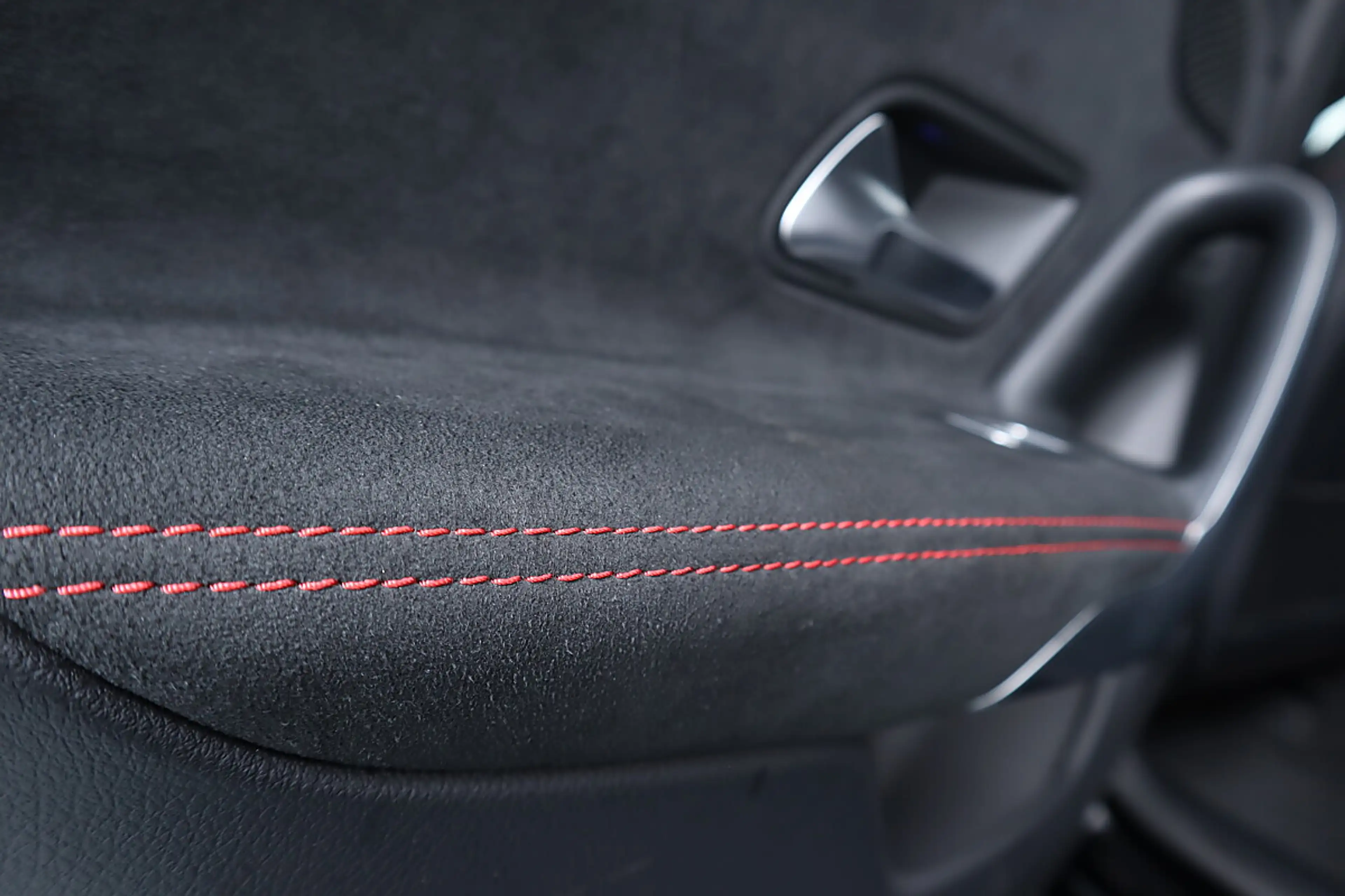 Mercedes-Benz A 250 e AMG KEYLESS*MULTIBEAM*AMBIENTE*ACC*TOP! — photo 31