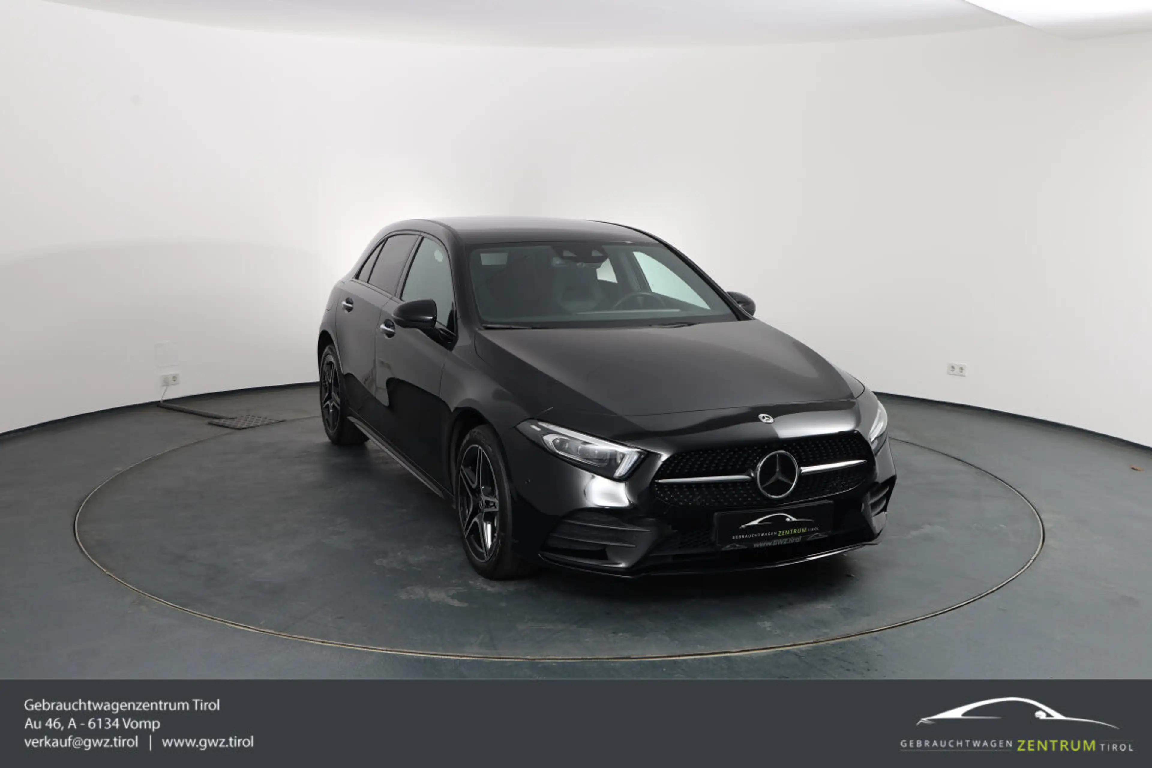 Mercedes-Benz A 250 e AMG KEYLESS*MULTIBEAM*AMBIENTE*ACC*TOP! — photo 3