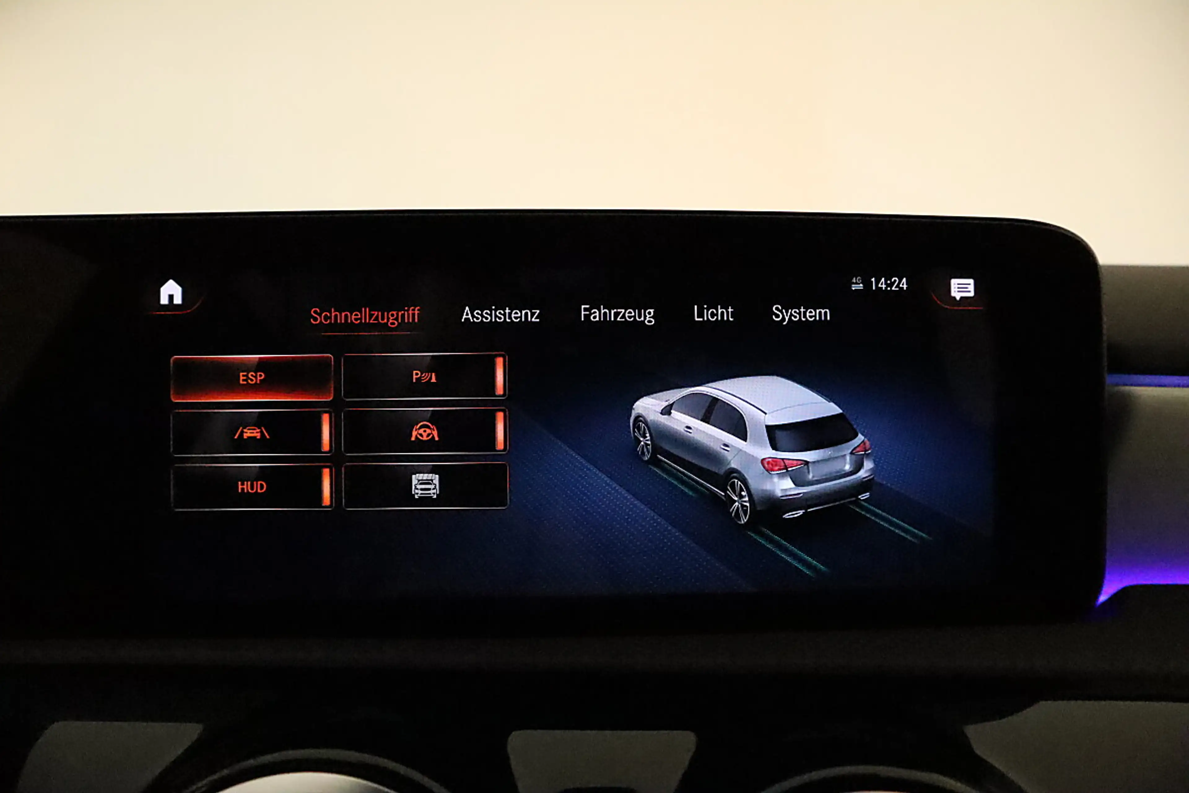Mercedes-Benz A 250 e AMG KEYLESS*MULTIBEAM*AMBIENTE*ACC*TOP! — photo 48