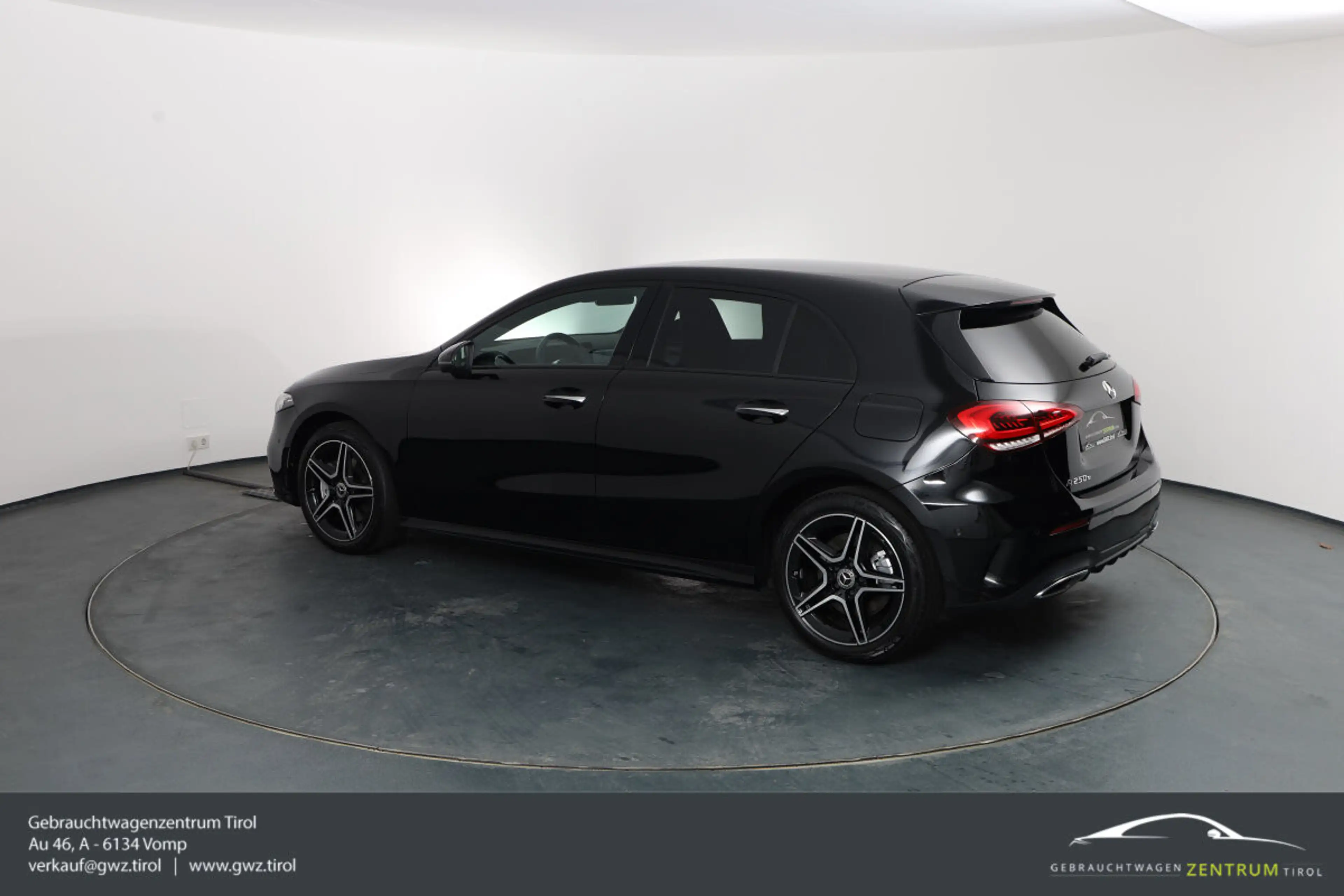 Mercedes-Benz A 250 e AMG KEYLESS*MULTIBEAM*AMBIENTE*ACC*TOP! — photo 10