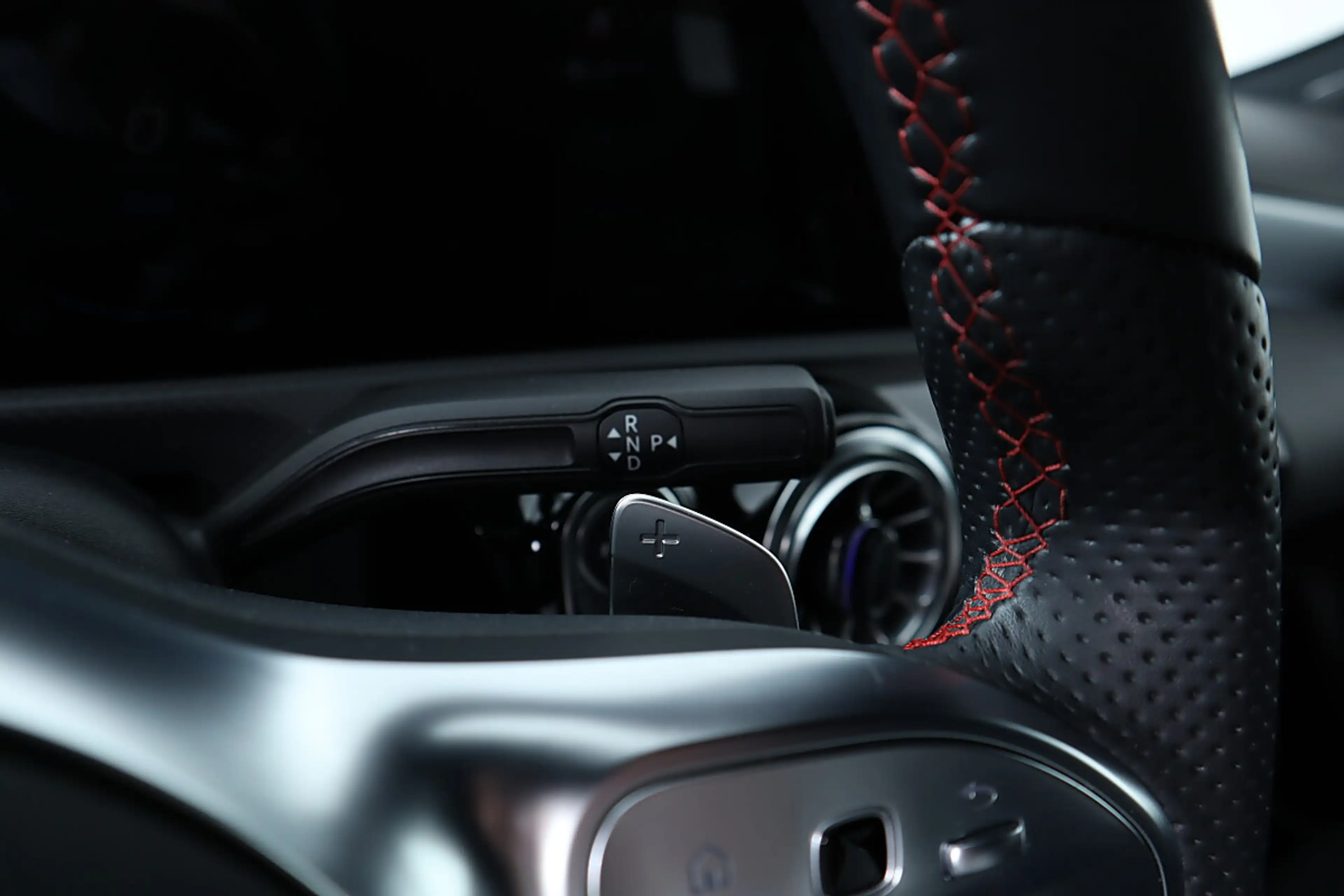 Mercedes-Benz A 250 e AMG KEYLESS*MULTIBEAM*AMBIENTE*ACC*TOP! — photo 23