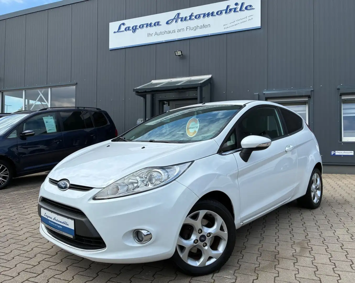 Ford Fiesta 1,25 Titanium *INSP/ZAHNRIEMEN/HU NEU* Weiß - 1