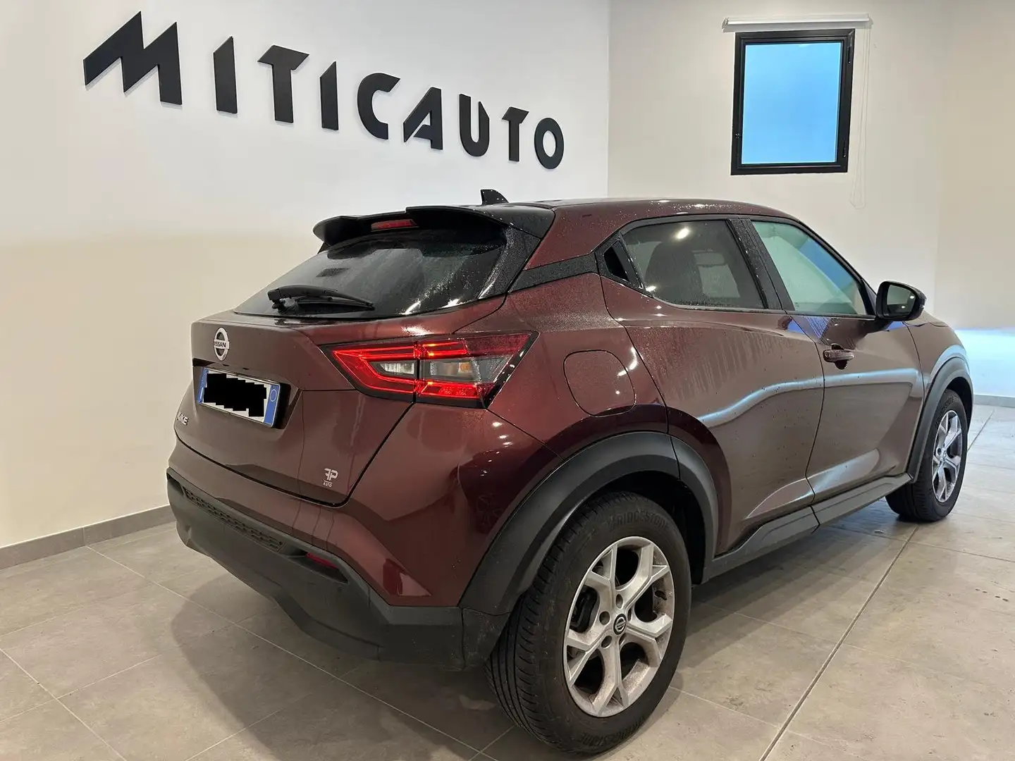 Nissan Juke II 1.0 dig-t N-Connecta 114cv Bronze - 2