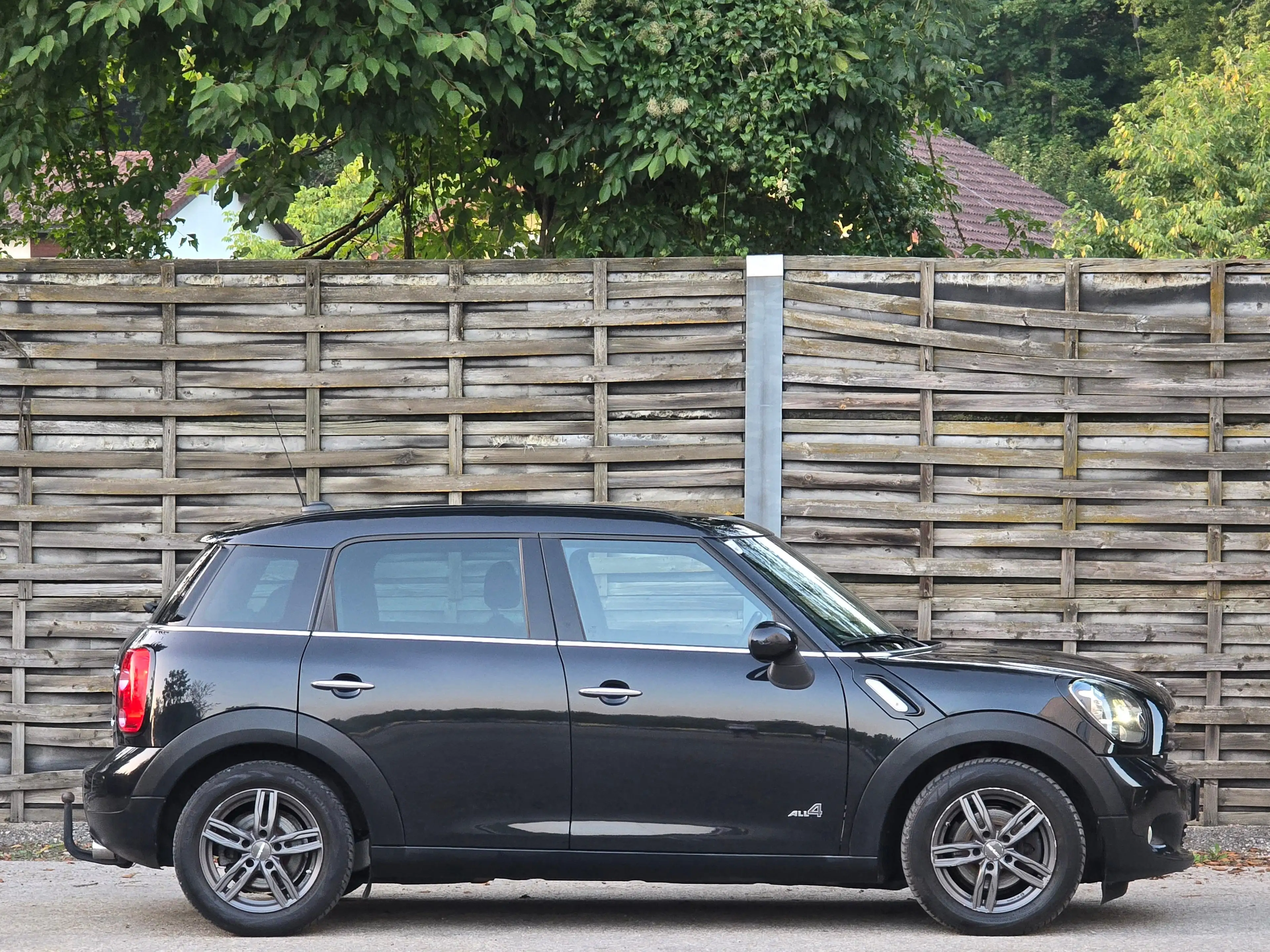MINI Cooper D Countryman Cooper D Top* Kredit* 4X4 Allrad* Xenon* Navi*AHK* — photo 8
