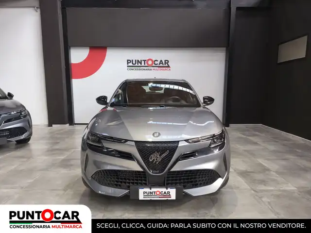Alfa Romeo Junior view 2