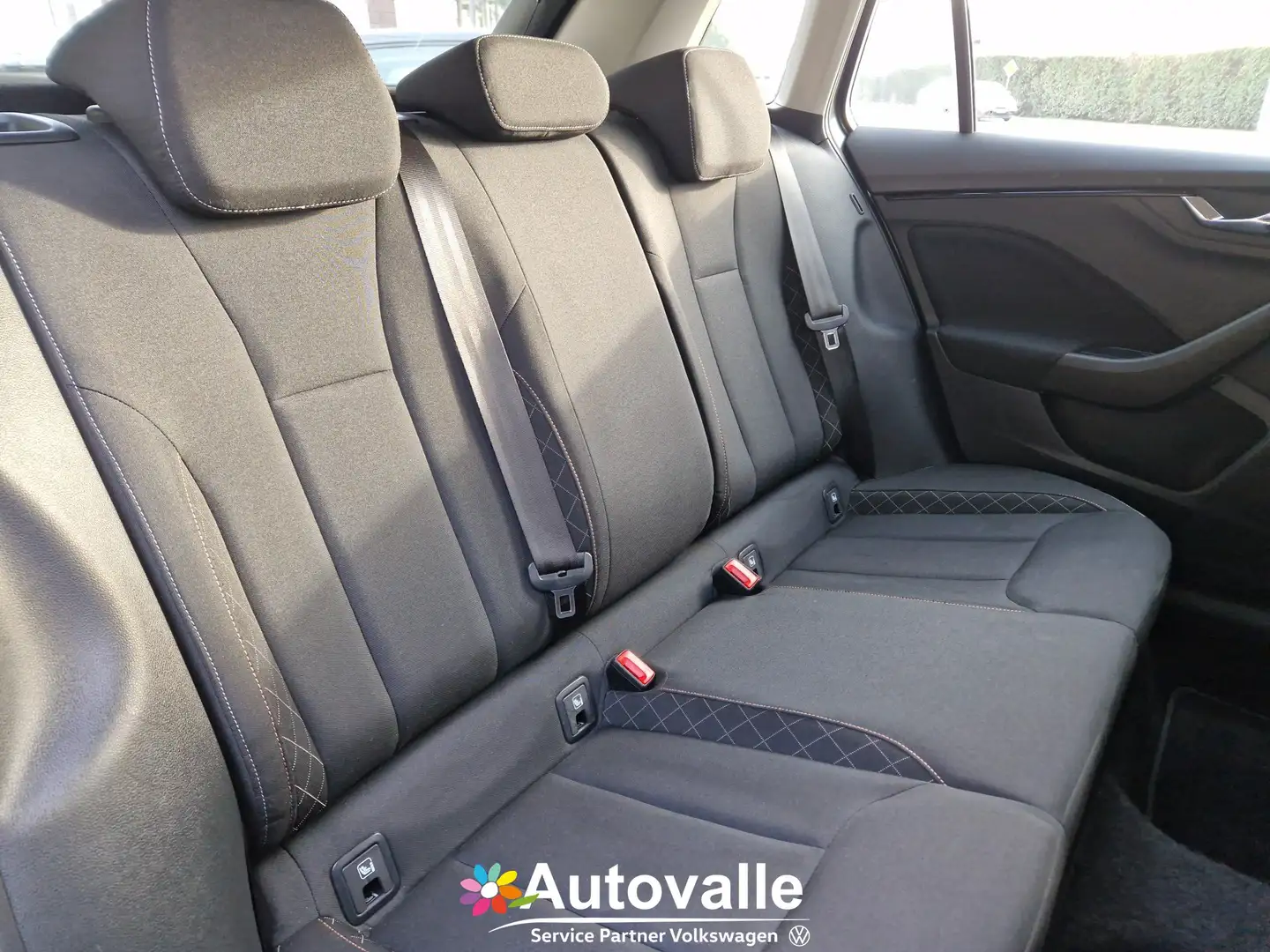 Skoda Kamiq Kamiq 1.0 TSI Ambition Grigio - 2