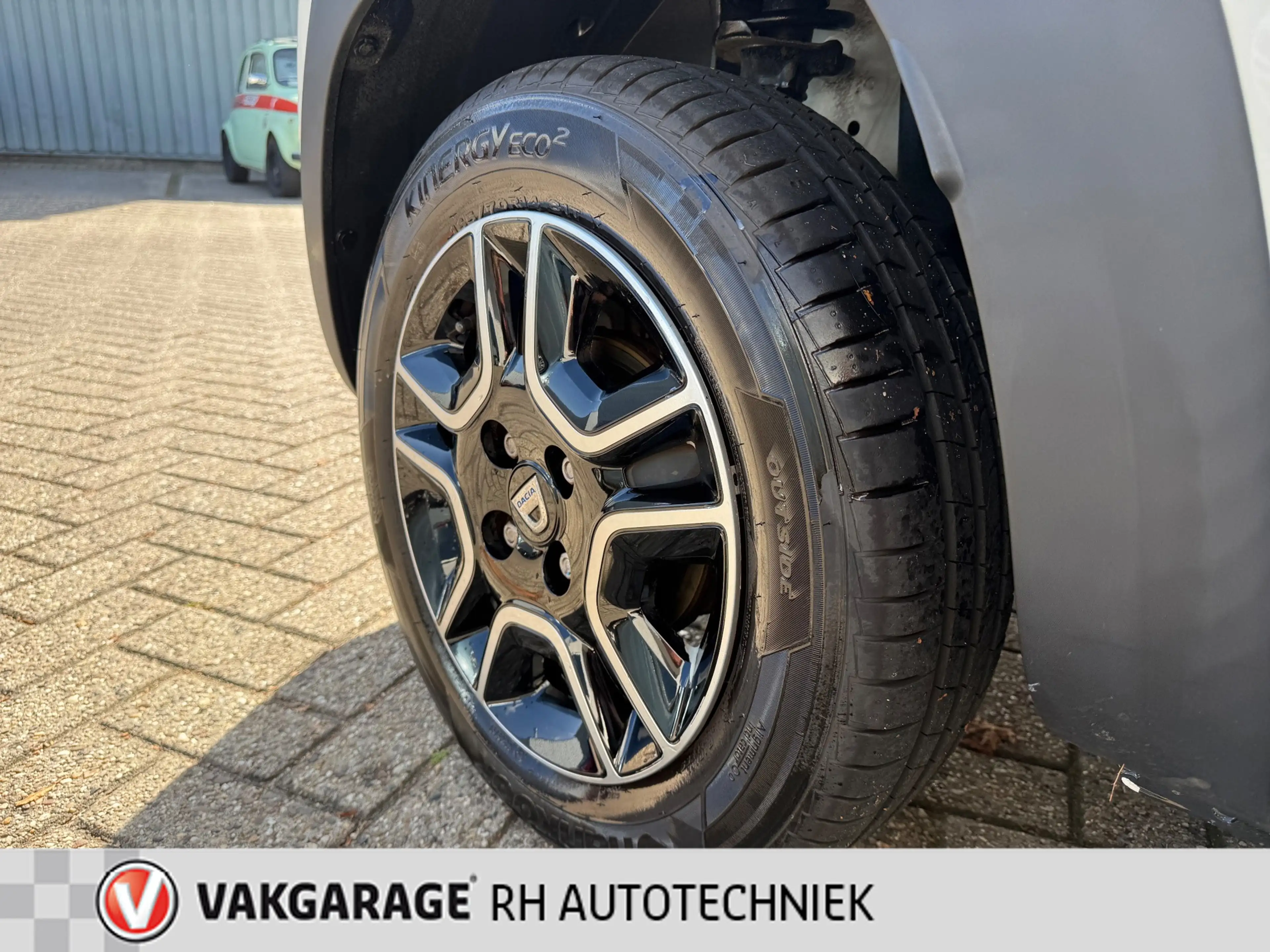 Dacia Spring Comfort Plus 27 kWh — photo 25