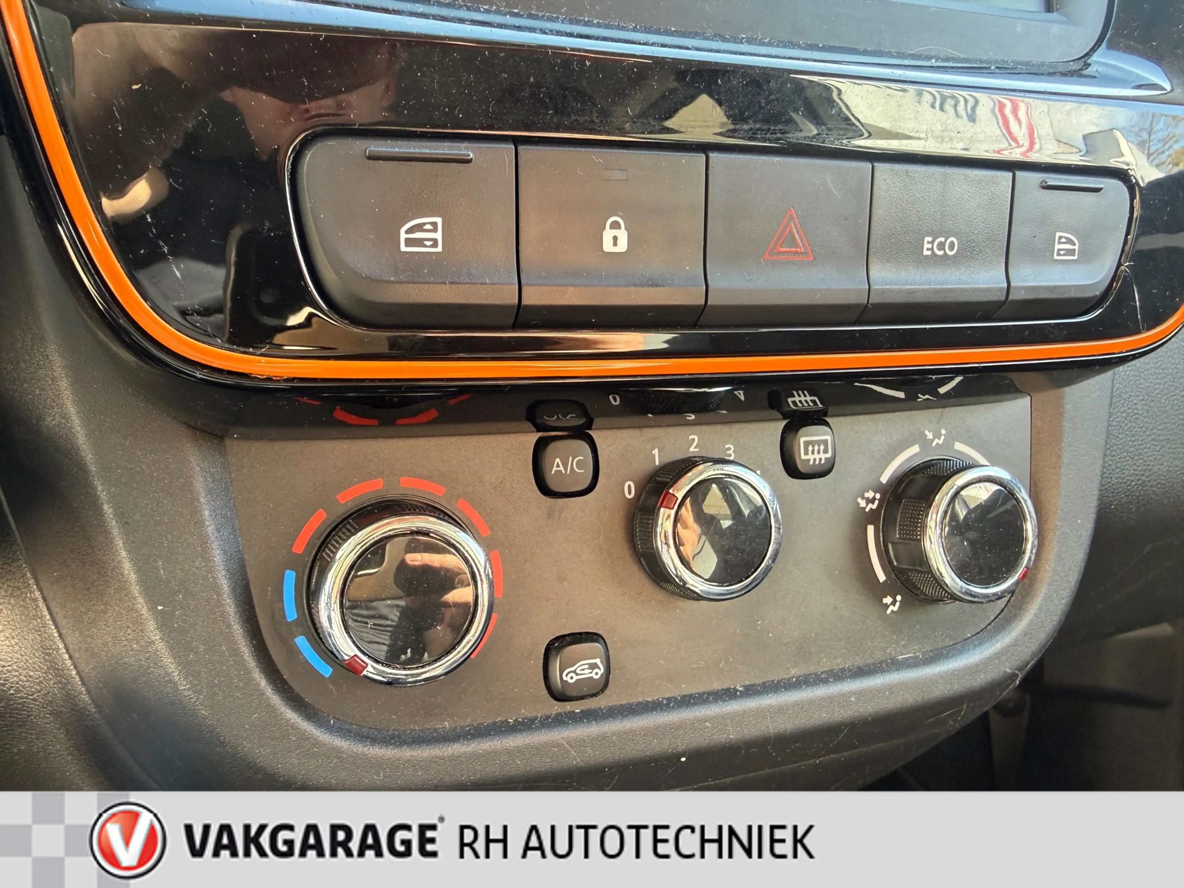 Dacia Spring Comfort Plus 27 kWh — photo 15