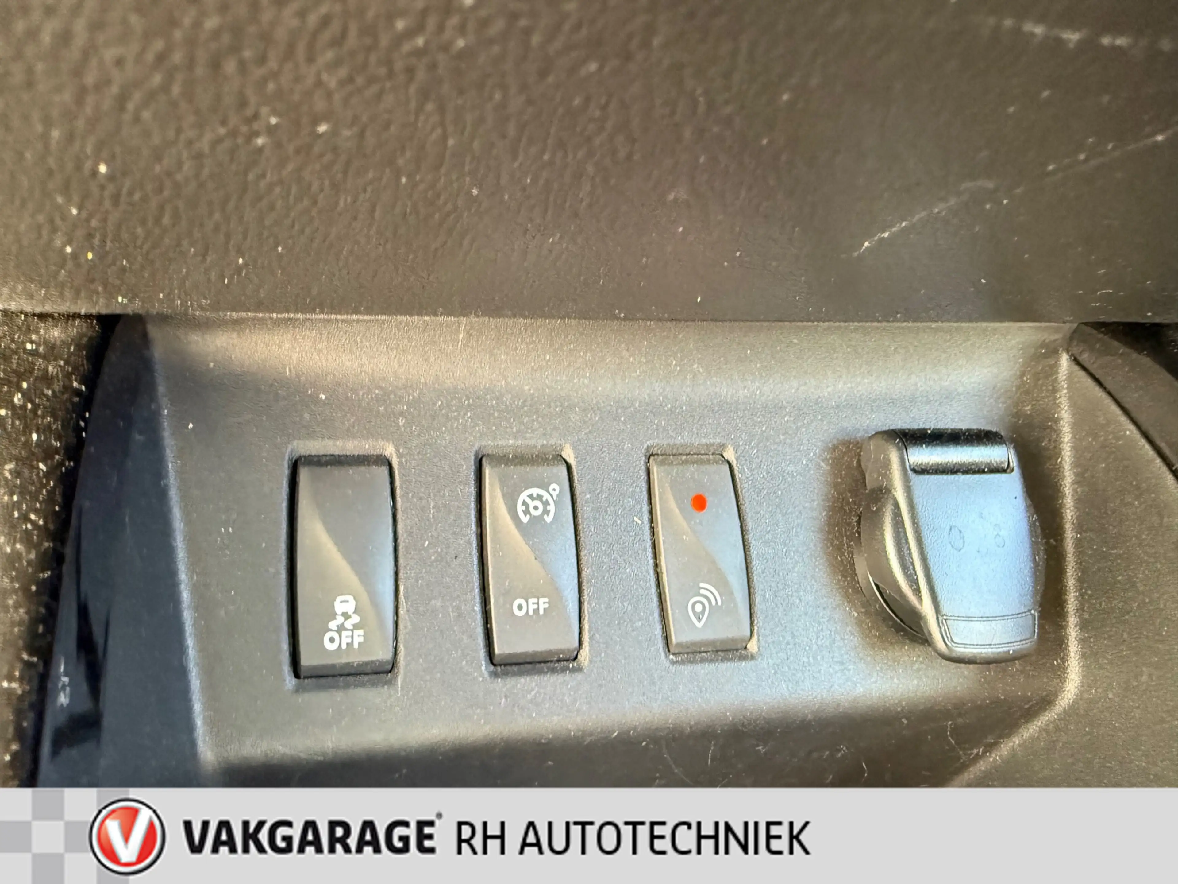 Dacia Spring Comfort Plus 27 kWh — photo 19