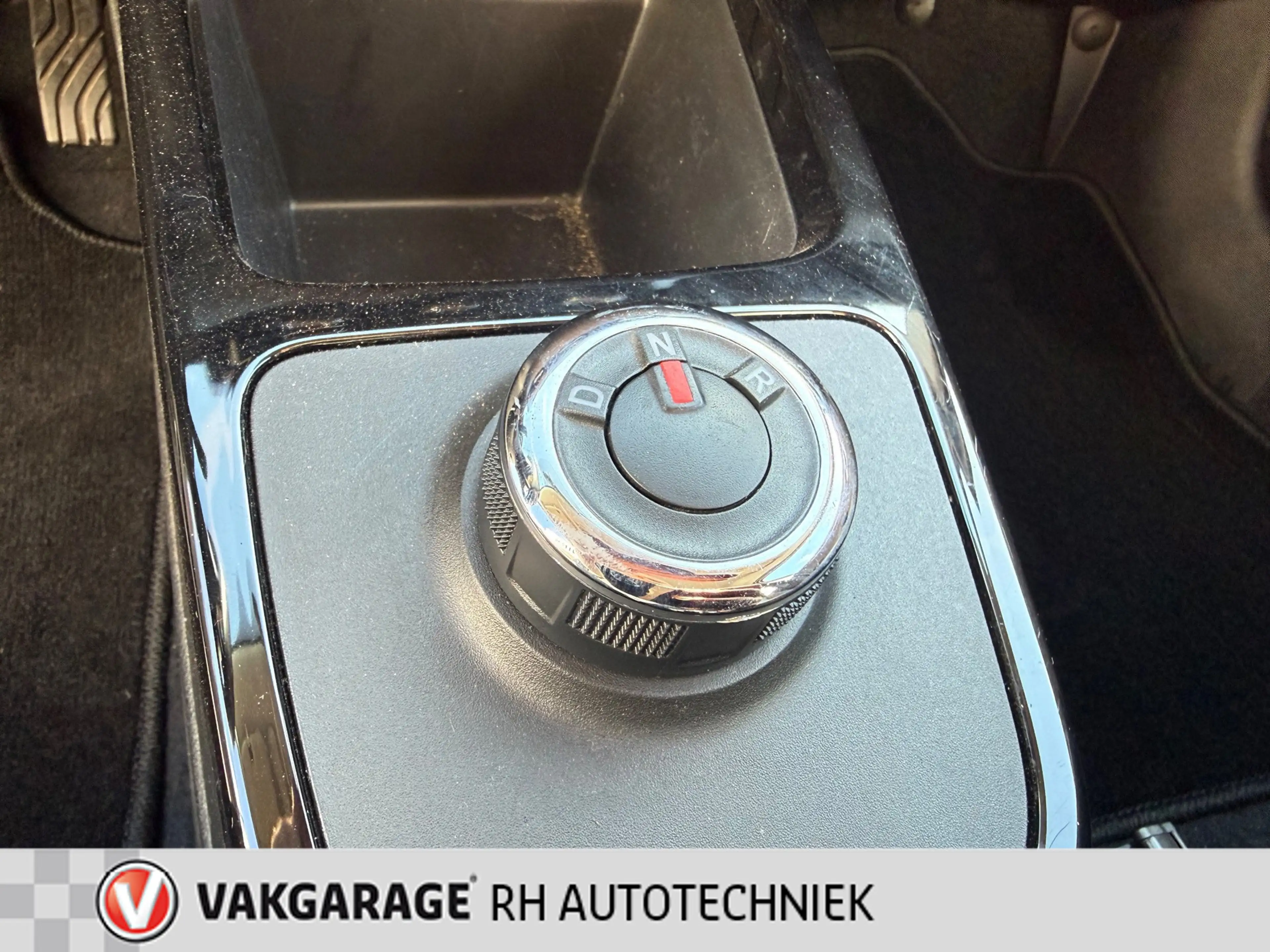 Dacia Spring Comfort Plus 27 kWh — photo 20