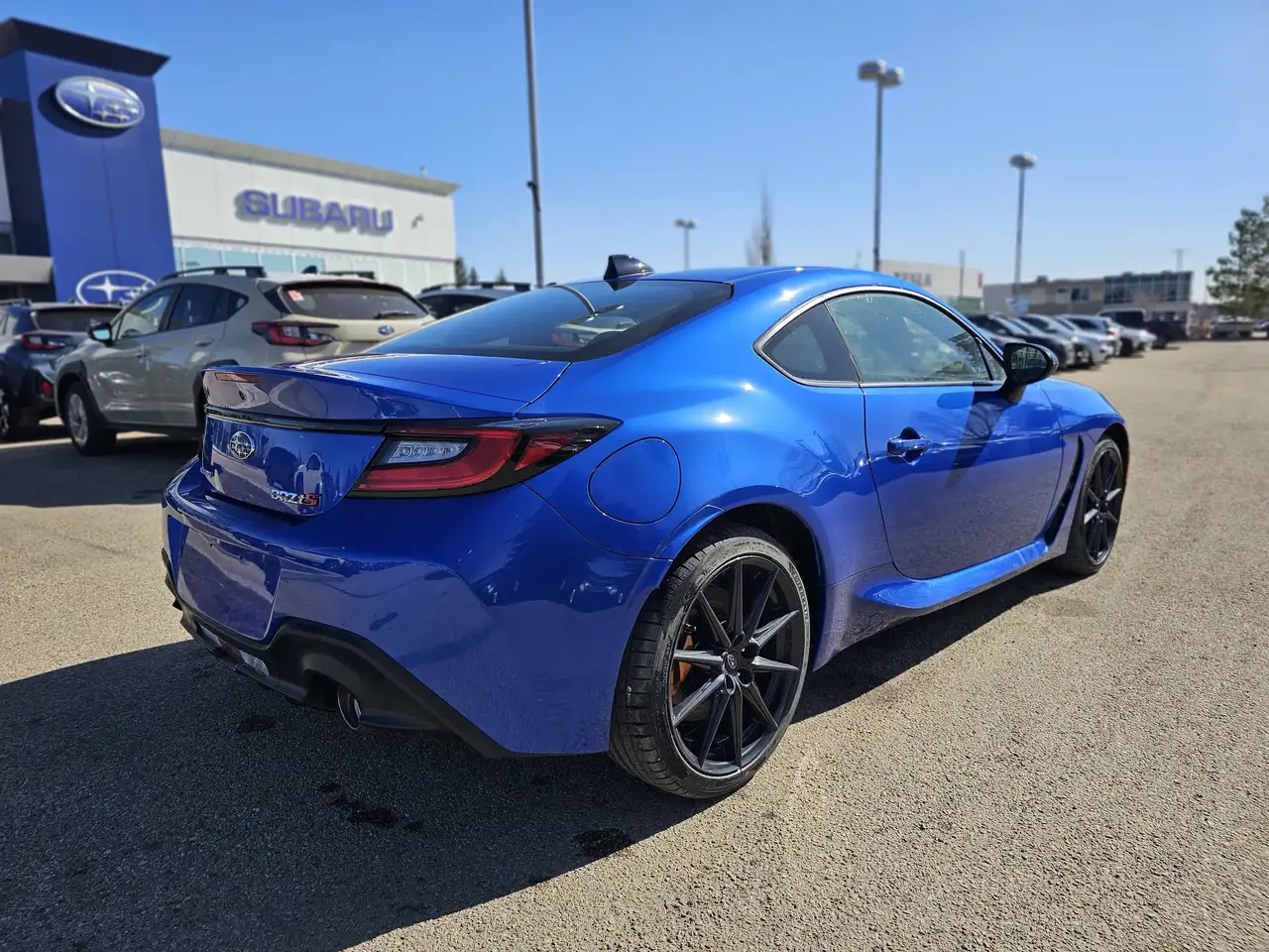 Subaru BRZ снимка Subaru BRZ