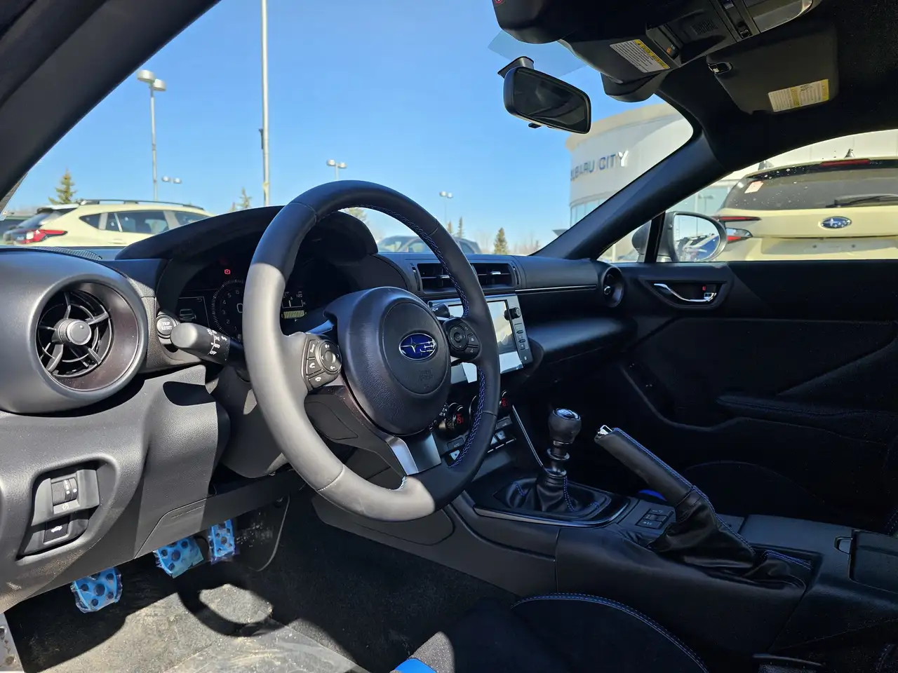 Subaru BRZ снимка Subaru BRZ