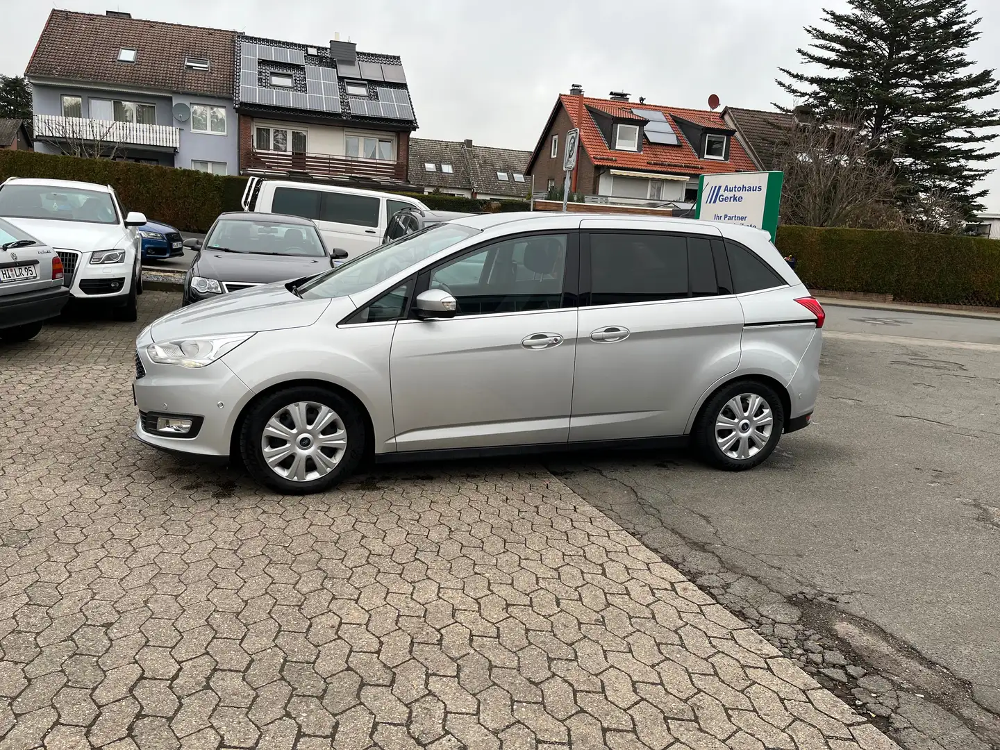 Ford Grand C-Max Titanium - 2