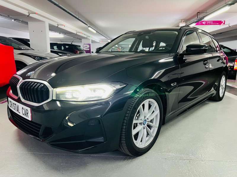 2022 BMW 320