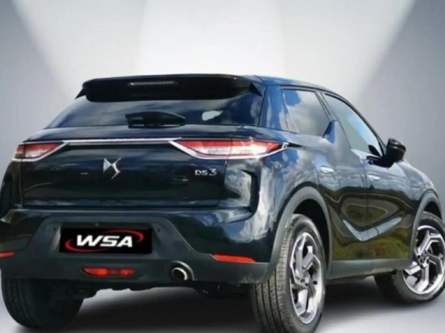 DS Automobiles DS 3 Crossback BlueHDi 100  Grand Chic Fekete - 2