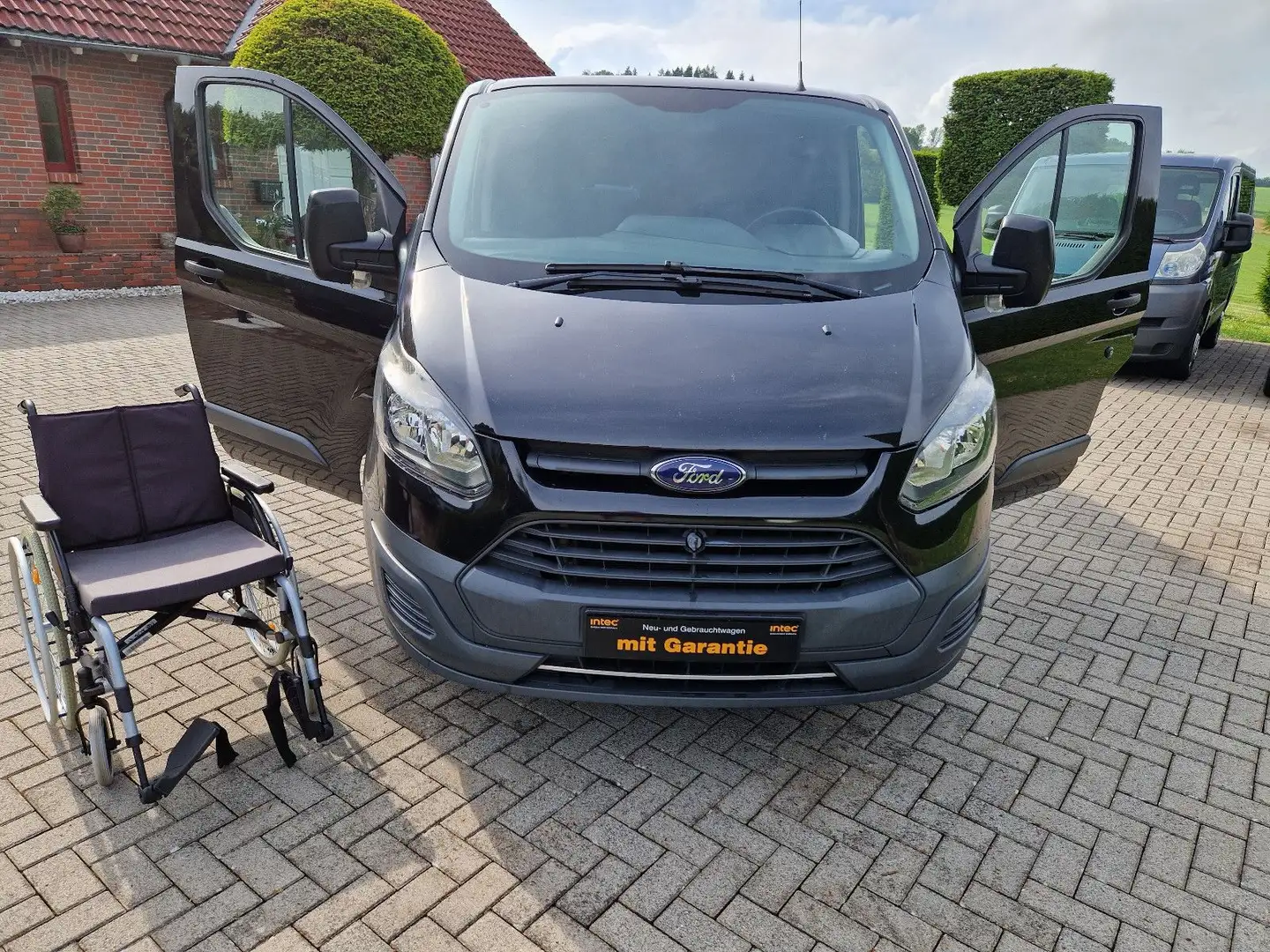 Ford Transit Custom L1H1 Behindertengerecht*Turny Stz Schwarz - 2