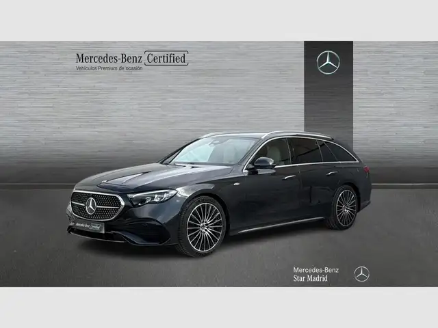 Mercedes-Benz E 300 de con tecnología híbrida EQ Estate