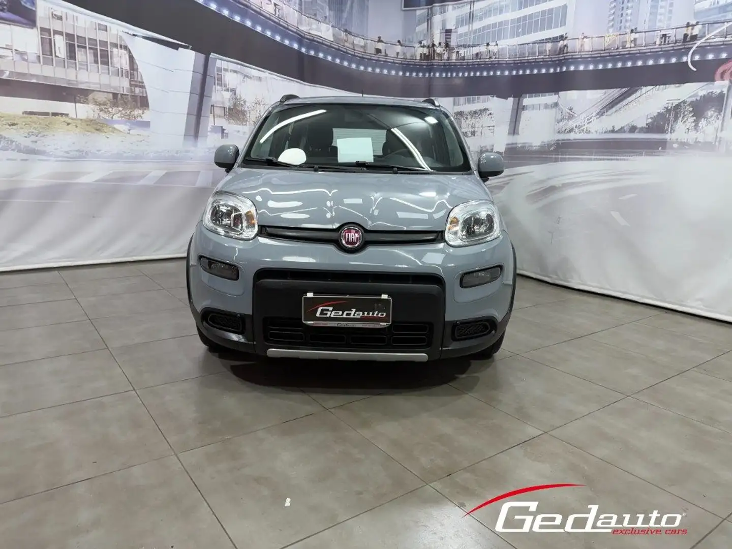 Fiat Panda 1.0 FireFly S&S Hybrid City Life Gris - 1