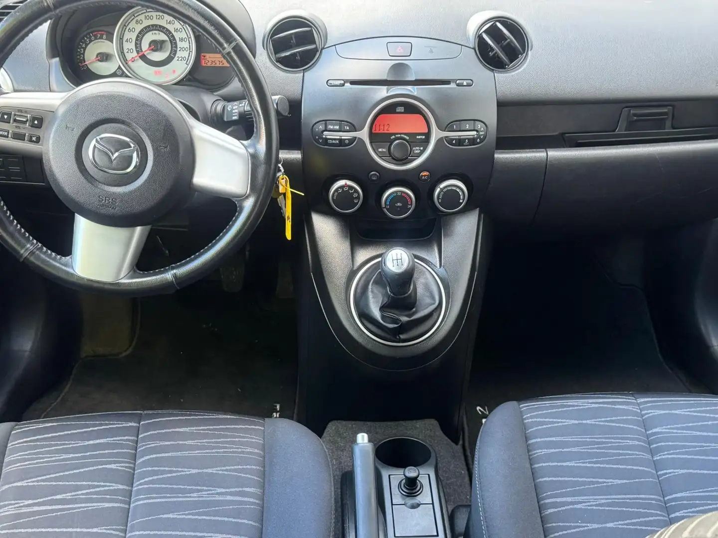 Mazda 2 1.3 TS Plus Airco Nieuwe apk NAP 1e eigenaar Grijs - 2