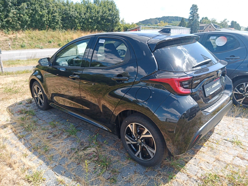 Toyota Yaris Hybrid Teamplayer — photo 3