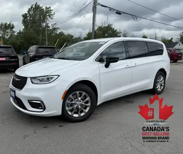White 2025 Chrysler Pacifica Select AWD Minivan All-Wheel Drive 9-Speed Automatic