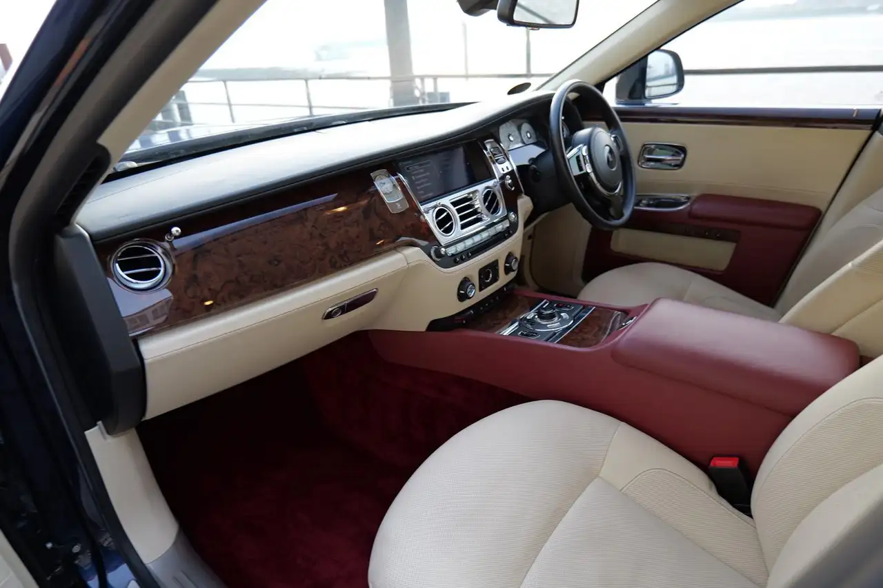 Rolls-Royce Ghost – Foto 8