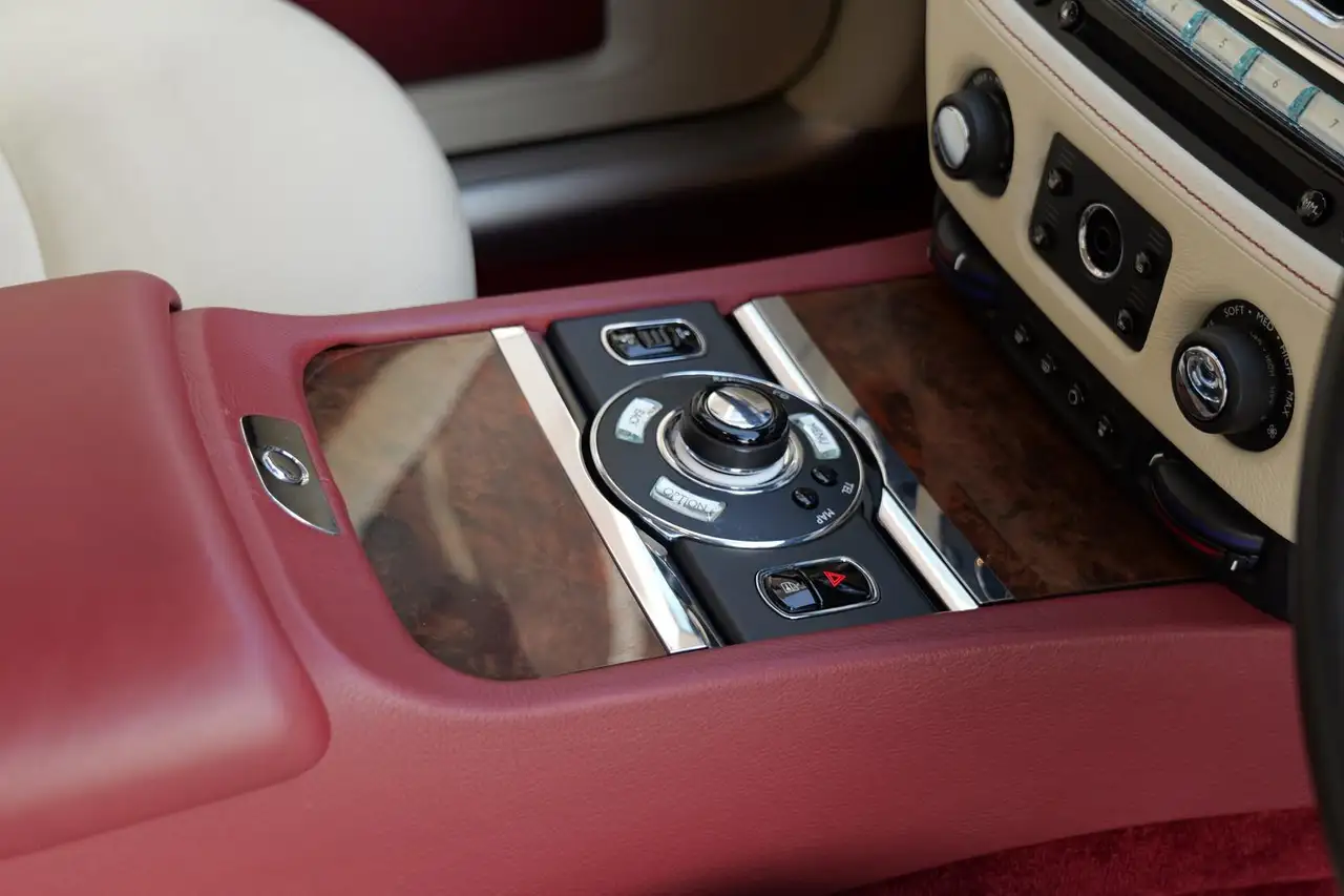 Rolls-Royce Ghost – Foto 12