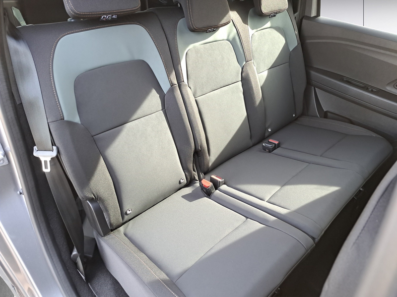 Dacia Jogger Extreme hybrid 155 — photo 9