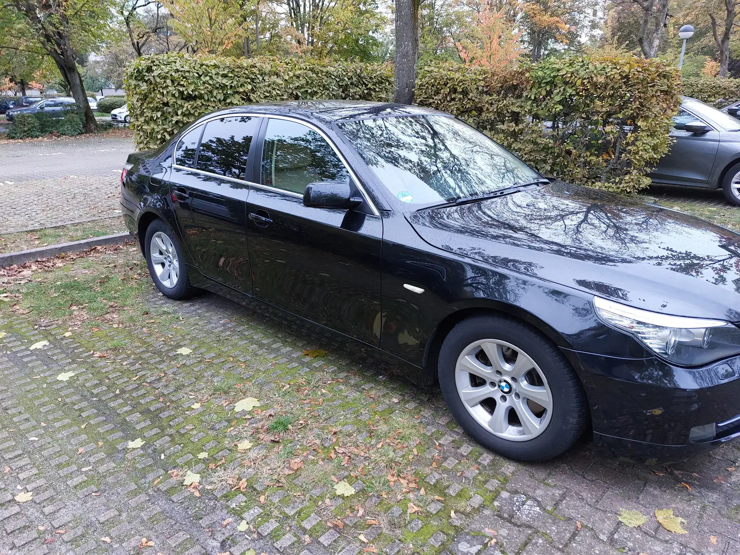 BMW 520 520d Aut. Edition Lifestyle Schwarz - 1