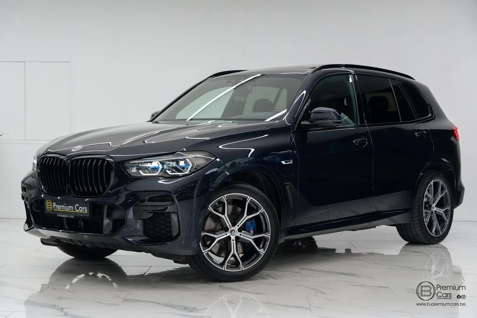 BMW X5 xDrive45e M-pack! Nieuwstaat! Top uitvoering! Nero - 1
