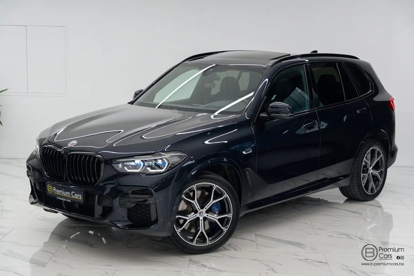BMW X5 xDrive45e M-pack! Nieuwstaat! Top uitvoering! Nero - 2