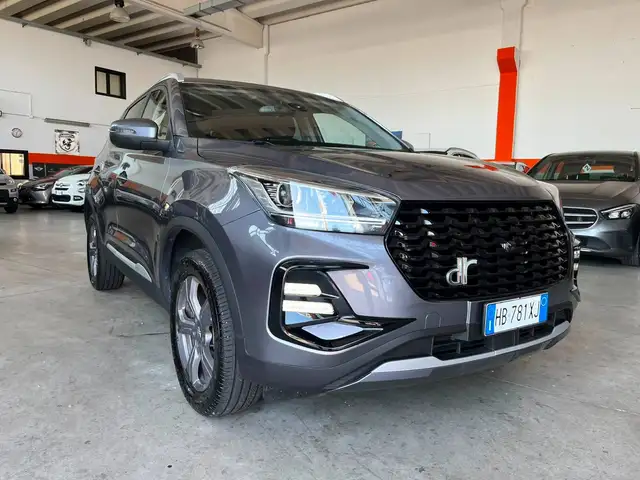 DR Automobiles DR5.0