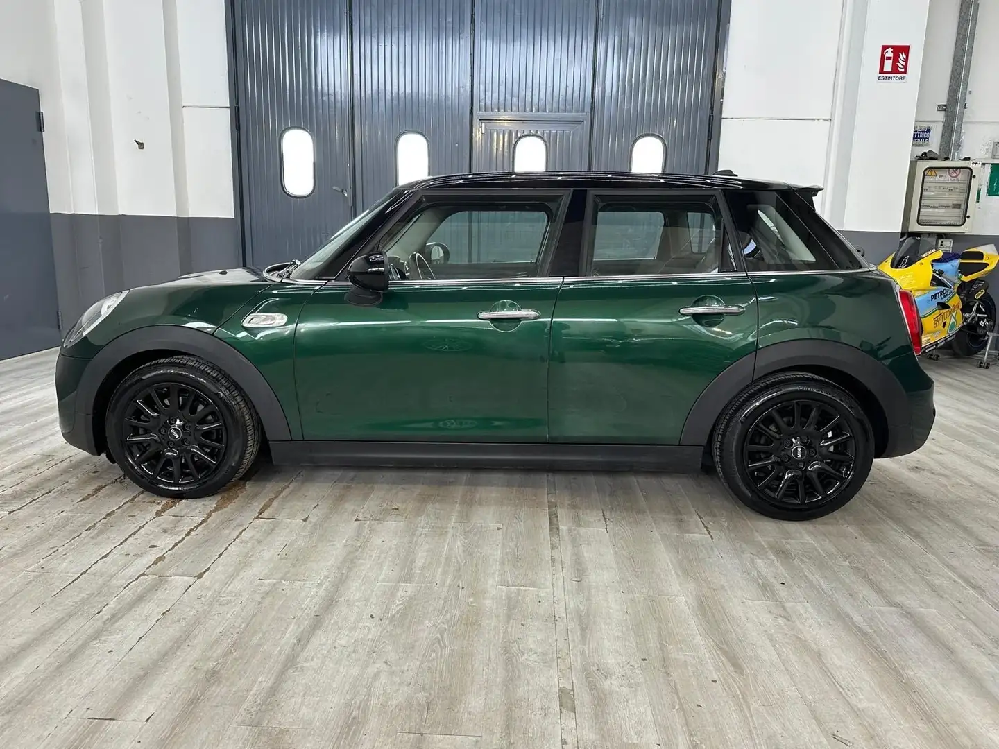 MINI Cooper SD Mini 2.0 Cooper SD Hype Grün - 2