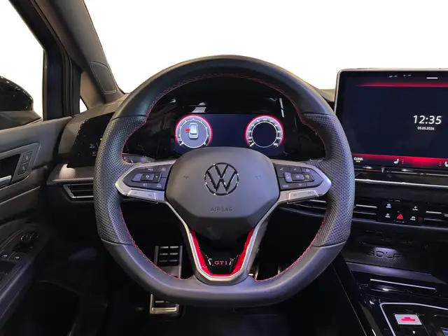 Volkswagen Golf view 11
