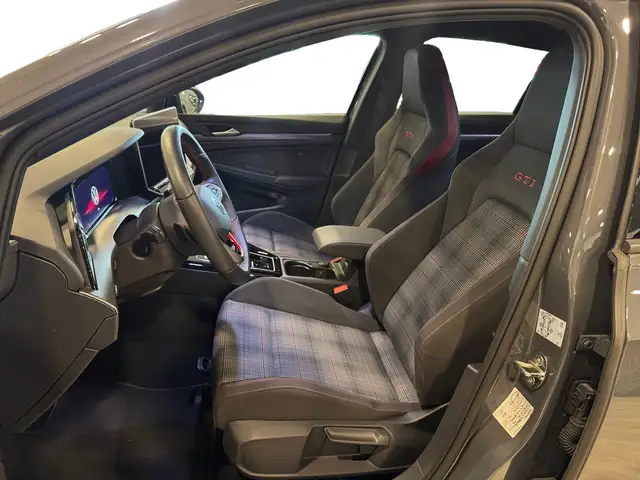 Volkswagen Golf view 8