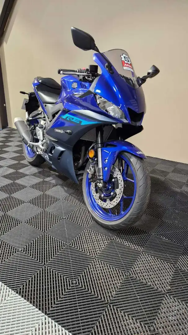Yamaha YZF-R3 Bleu - 2