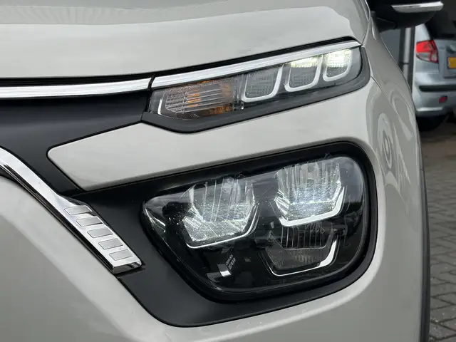 Citroen C3 view 11