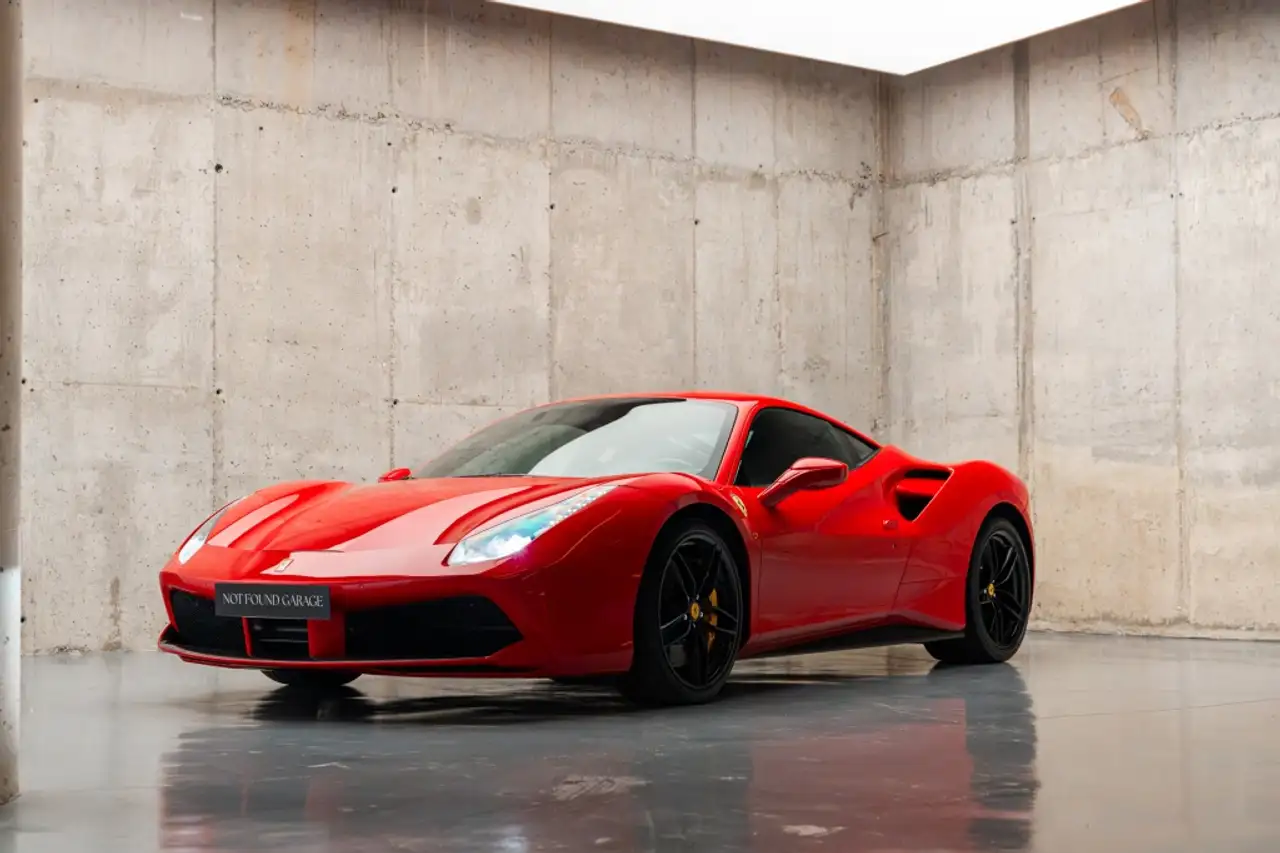 Ferrari 488