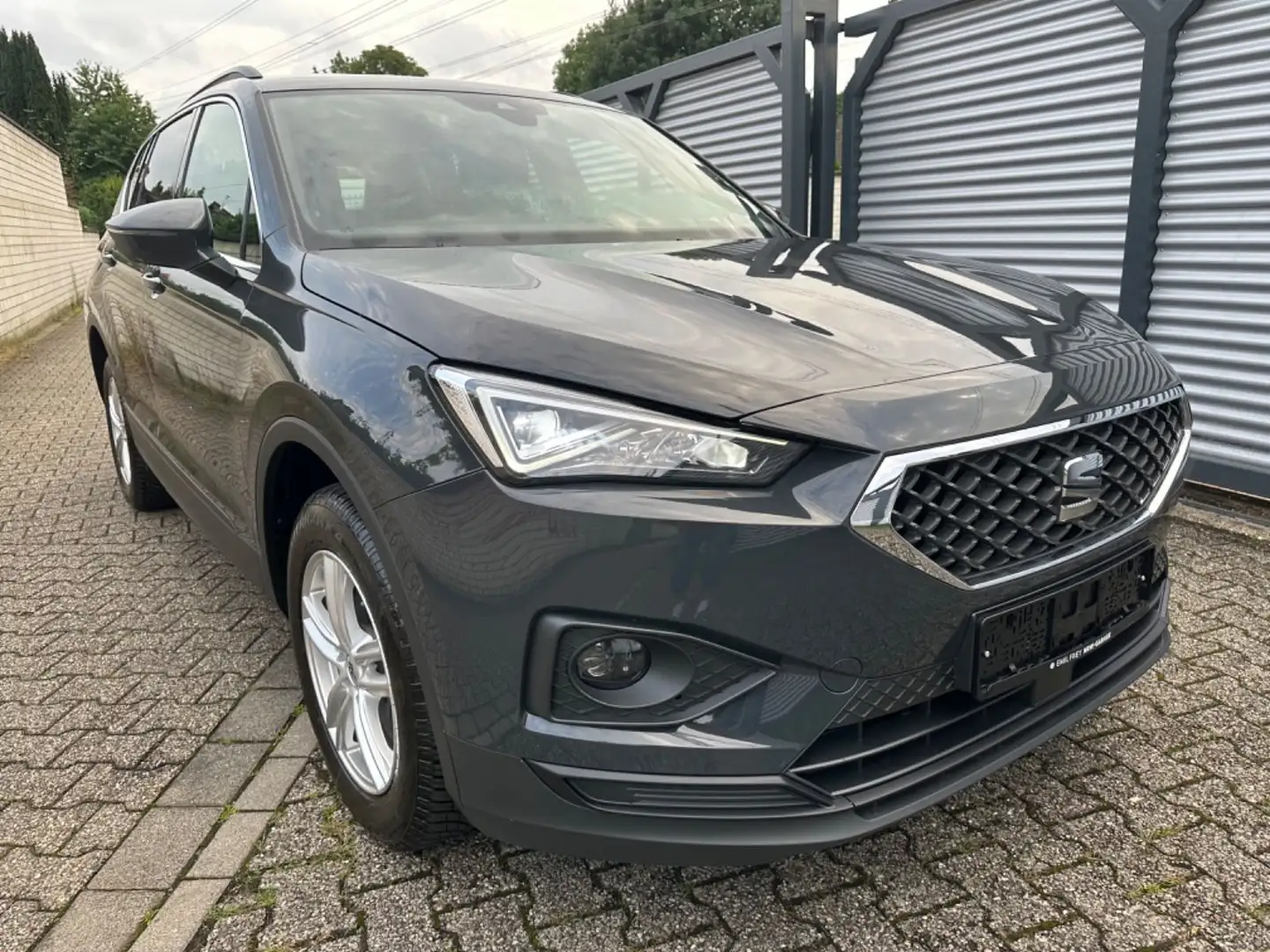 SEAT Tarraco Style*Aut*7 Sitze*LED*PDC Grau - 2