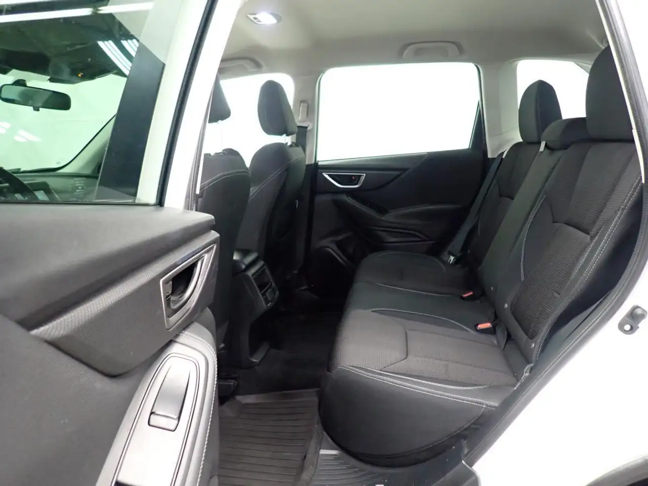 Subaru Forester снимка Subaru Forester