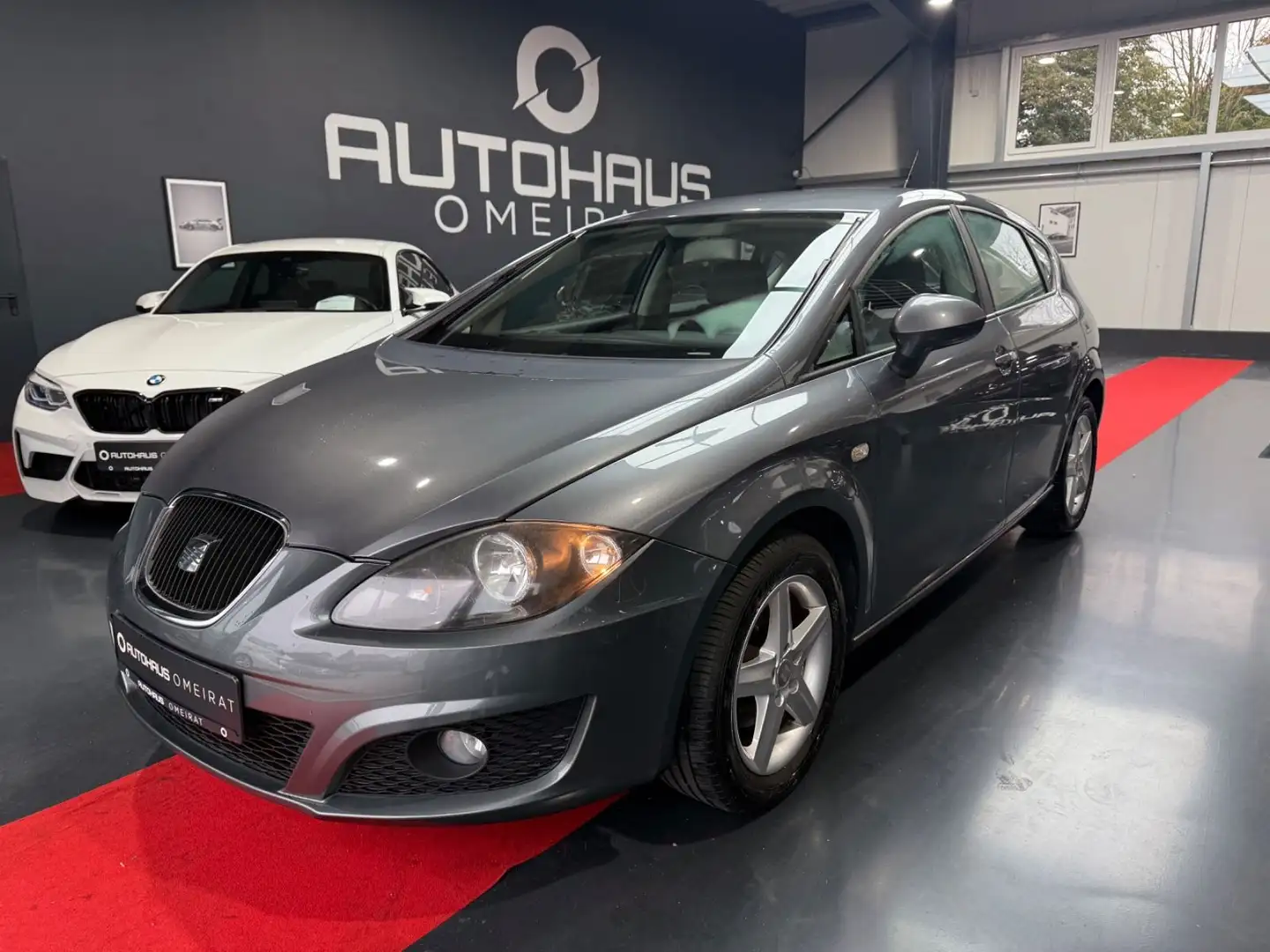 SEAT Leon Reference Klimaautomatik/Tempomat Grau - 1