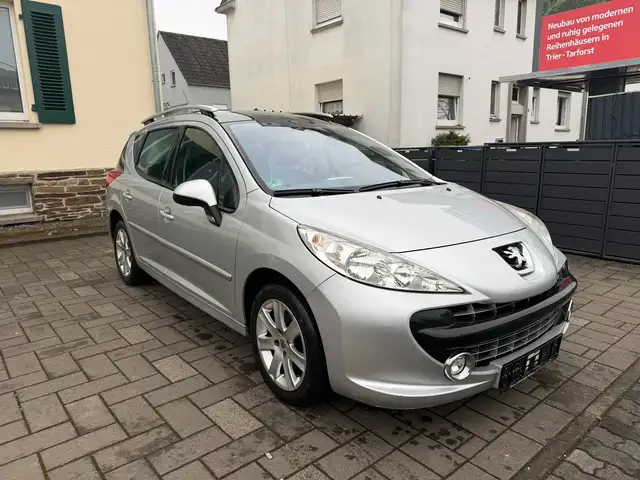Peugeot 207 Sport 1.6 - Automatik -Tüv-Asu NEU (02-2028) -