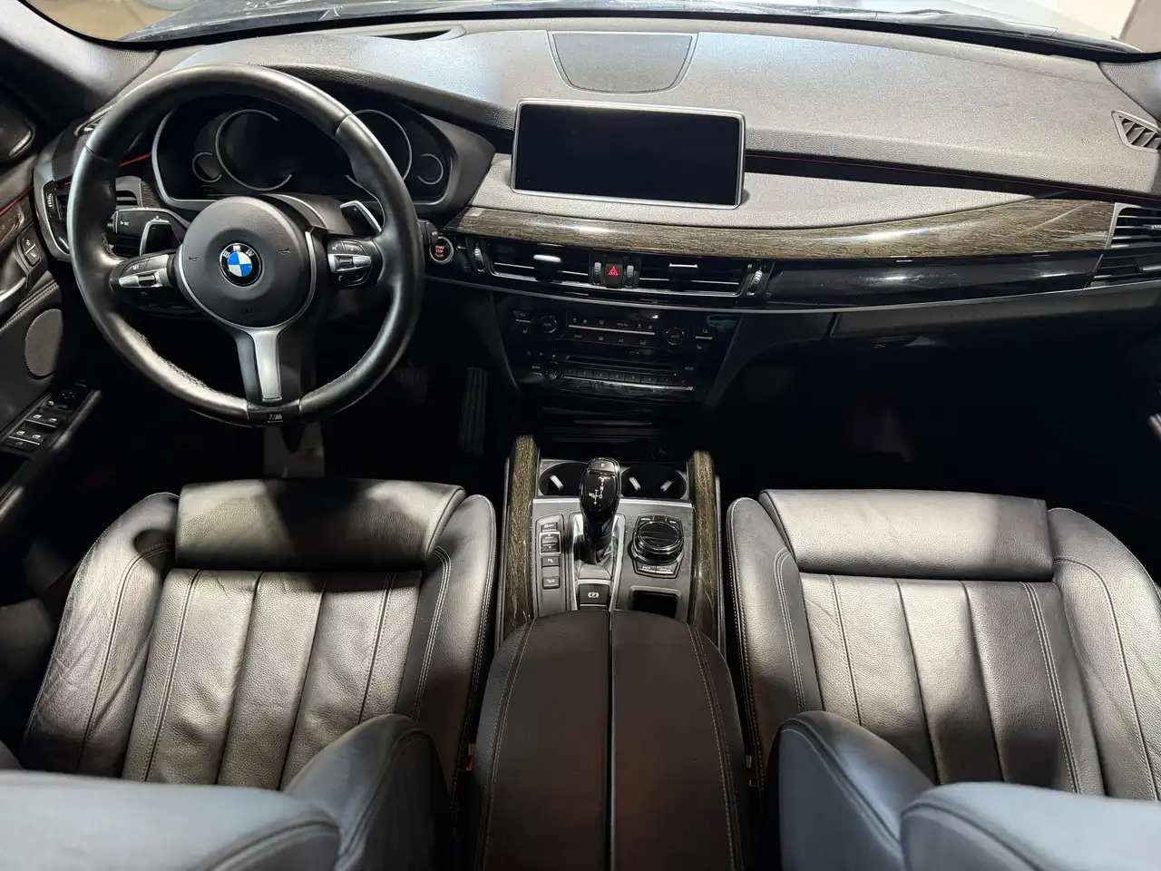 BMW X5 снимка BMW X5