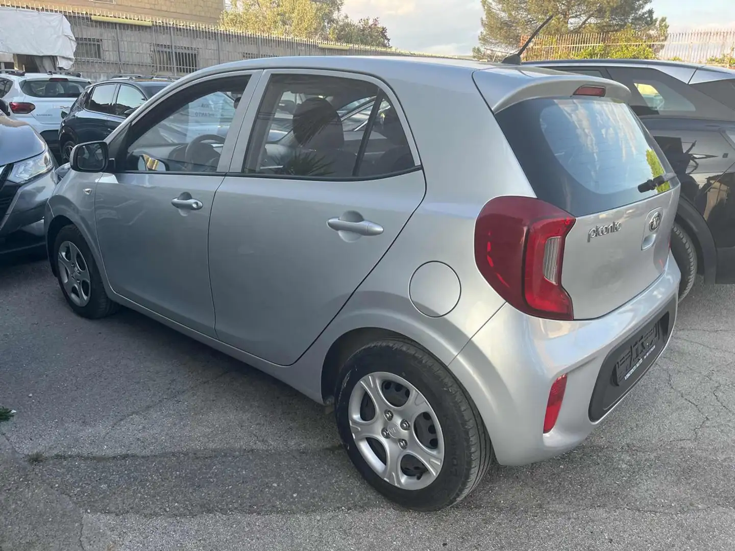 Kia Picanto 1.0 67CV 5porte - 2