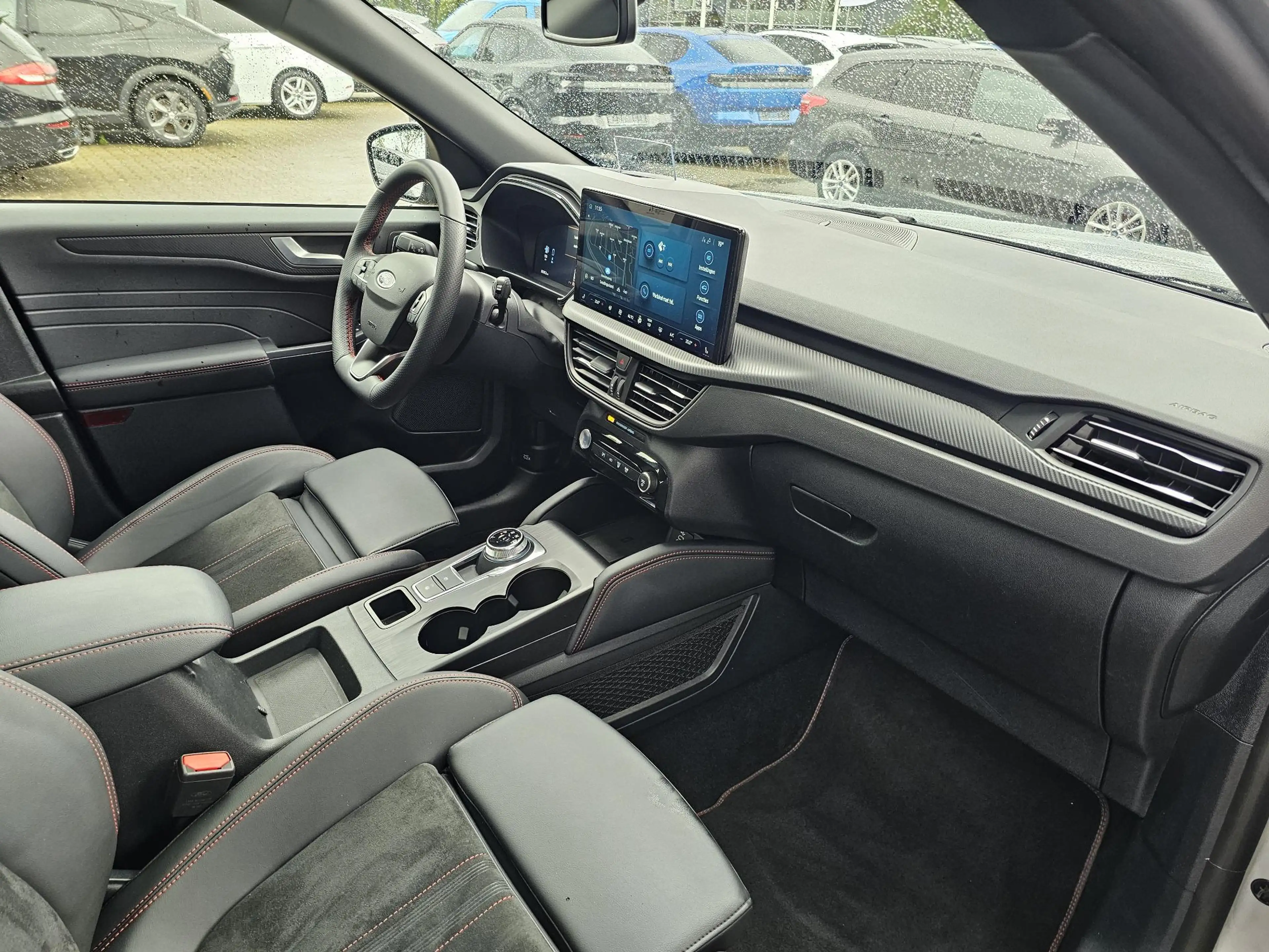 Ford Kuga 2.5 PHEV ST-Line X | Panoramadak | Wegklapbare tre — photo 6